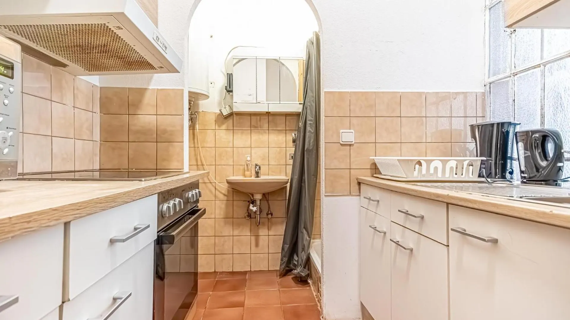 Cozy 1Br Apt Wi-Fi & Close To Hauptbahnhof Vienna