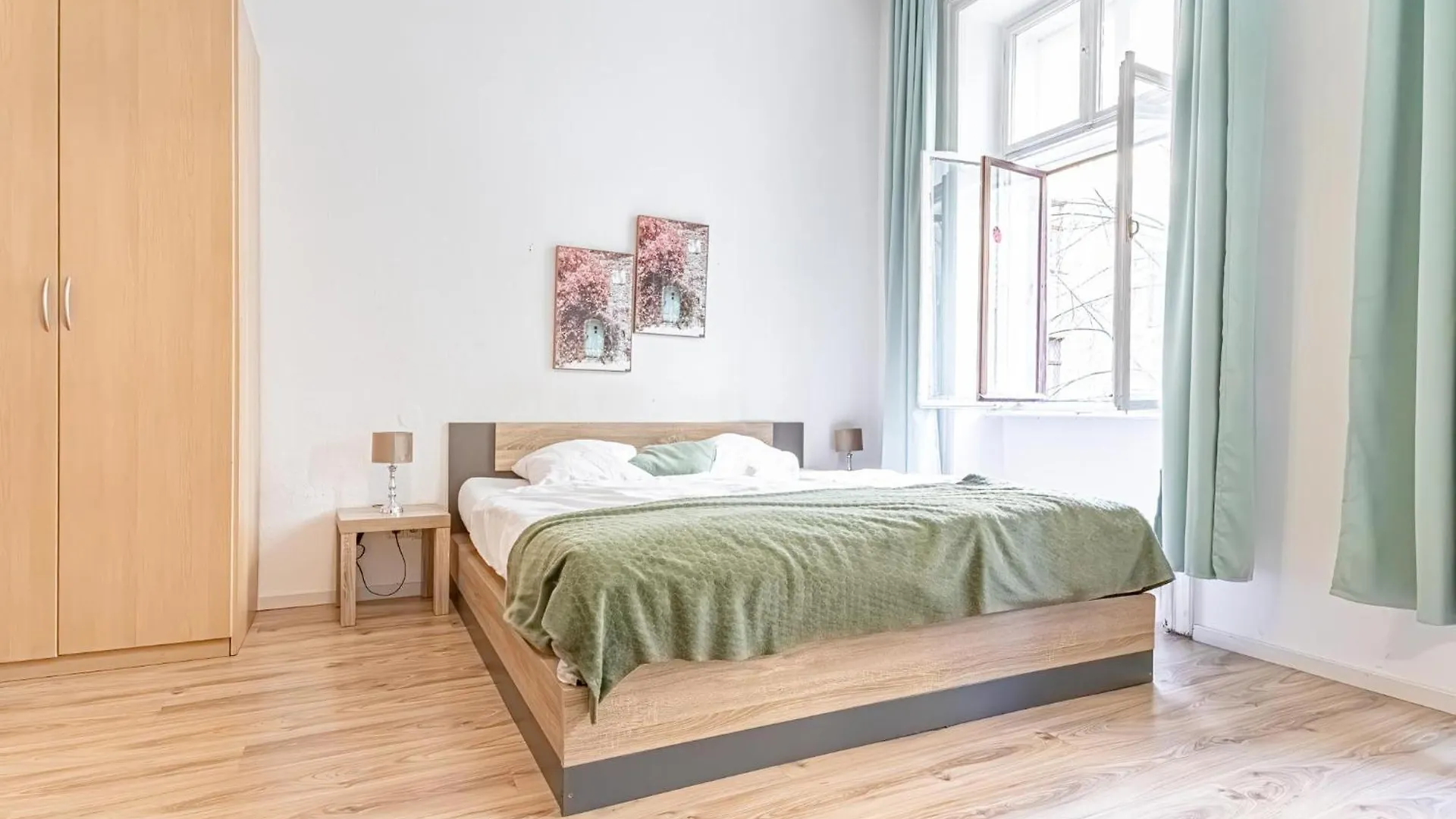 Cozy 1Br Apt Wi-Fi & Close To Hauptbahnhof Vienna 0*,  Austria
