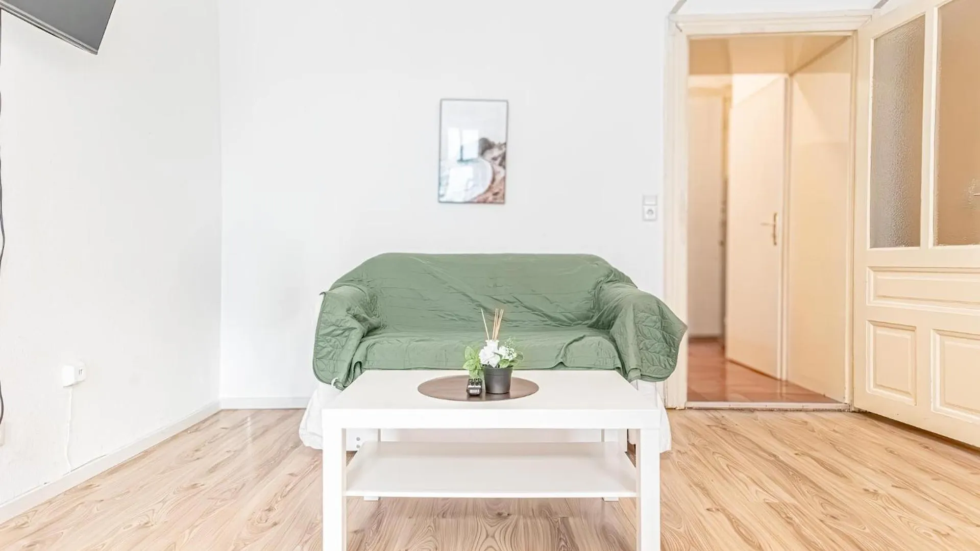 Cozy 1Br Apt Wi-Fi & Close To Hauptbahnhof Vienna Apartment